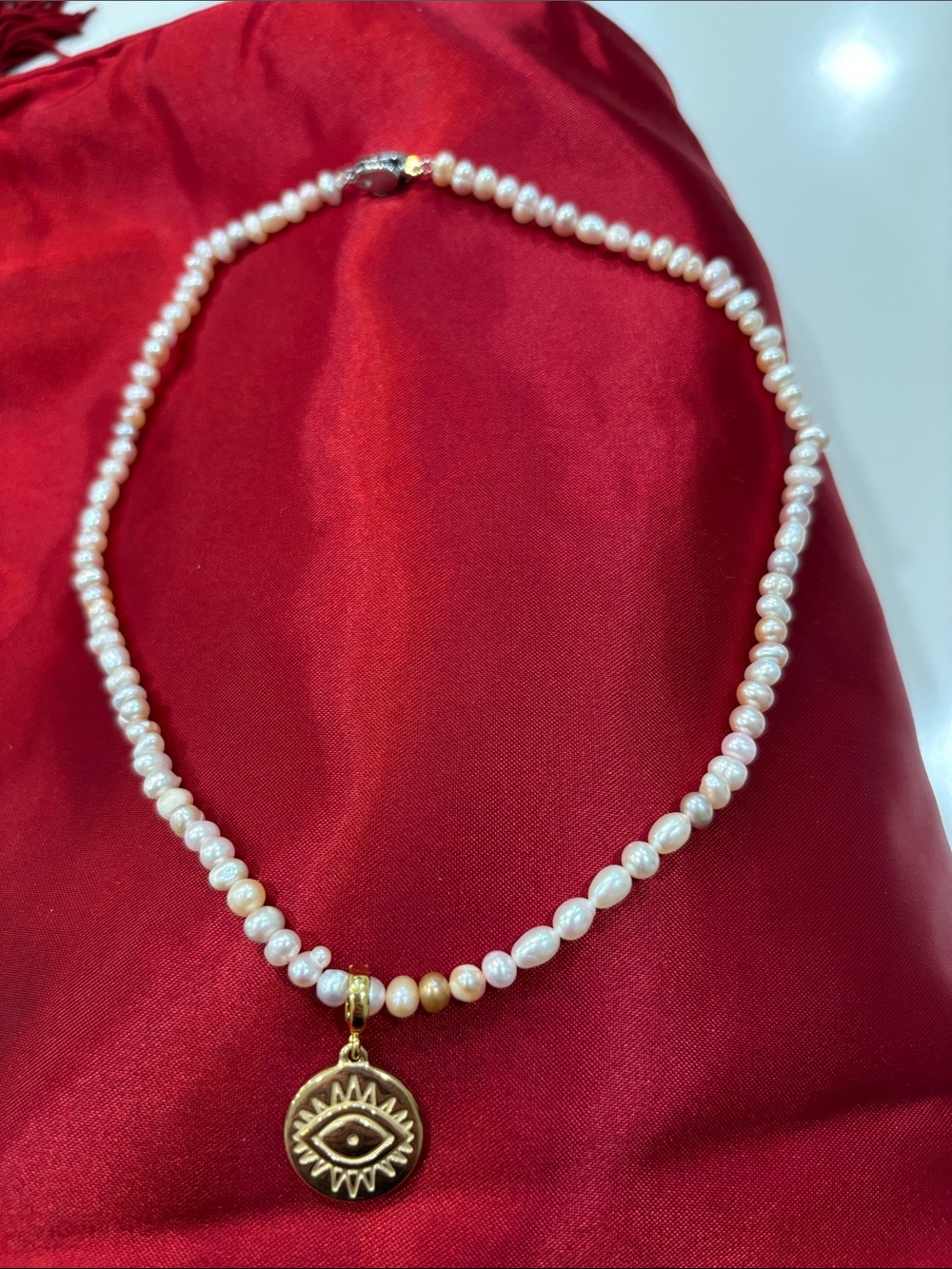 FRESH WATER PEARLS elegant strand of pinkish- white